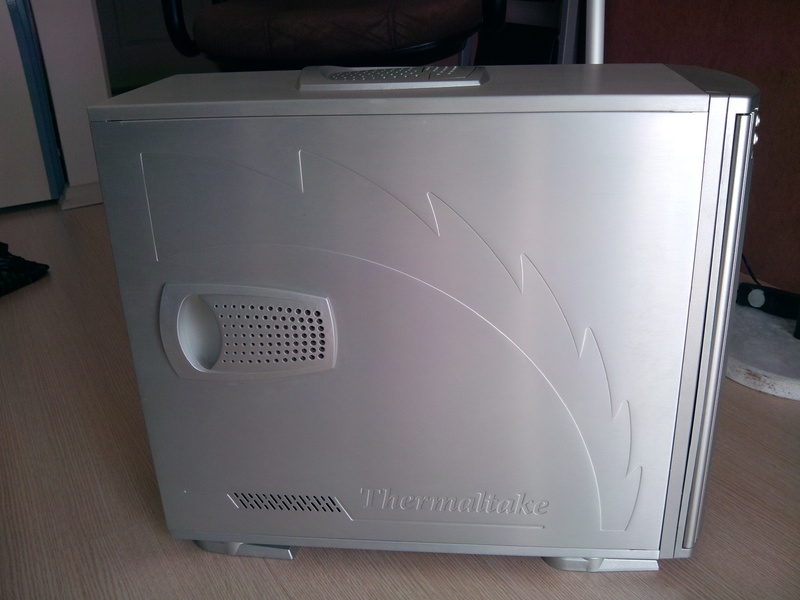  **// [Sat.] Thermaltake XaserV Damier V6000+ Kasa //**