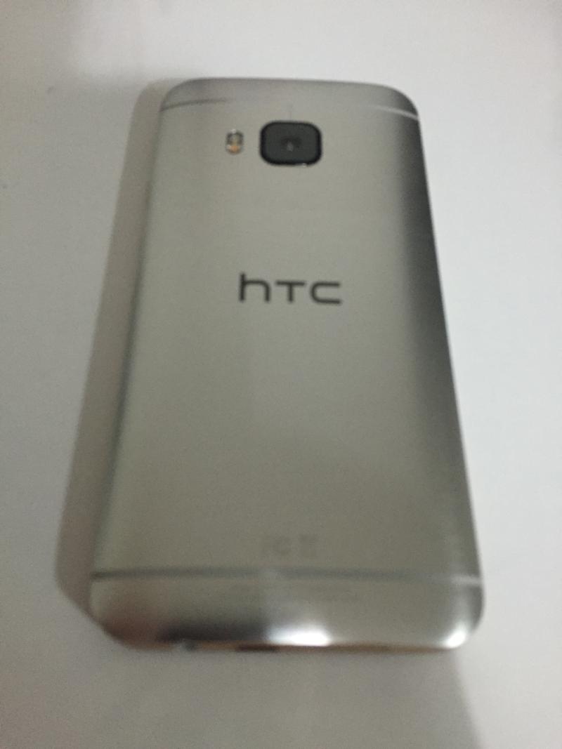  HTC One M9 ***949 TL*** SilverGold & Gun Metal