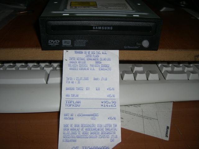  SaTıLıK @ TaKaSLıK : 16X DVDRW -  3 x 52 CD ROM