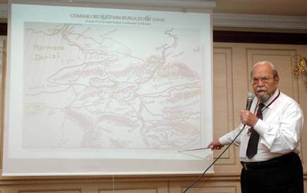  Prof. İnalcık: Osmanlı 1302'de kuruldu
