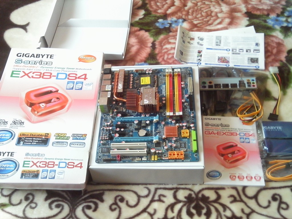  GIGABYTE EX38-DS4 LGA 775 ANAKART - 100TL