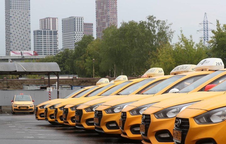 Yandex'in taksi hizmeti hacklendi, onlarca taksi aynı yere çağrıldı
