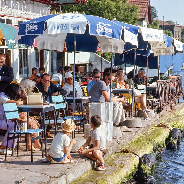  1971 İSTANBUL FOTOĞRAFLARI ( YÜKSEK ÇÖZÜNÜRLÜKLÜ / DÜN ÇEKİLMİŞ GİBİ )