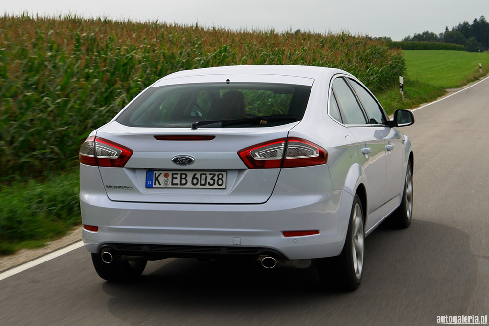  2011 FORD  MONDEO (makyaj)