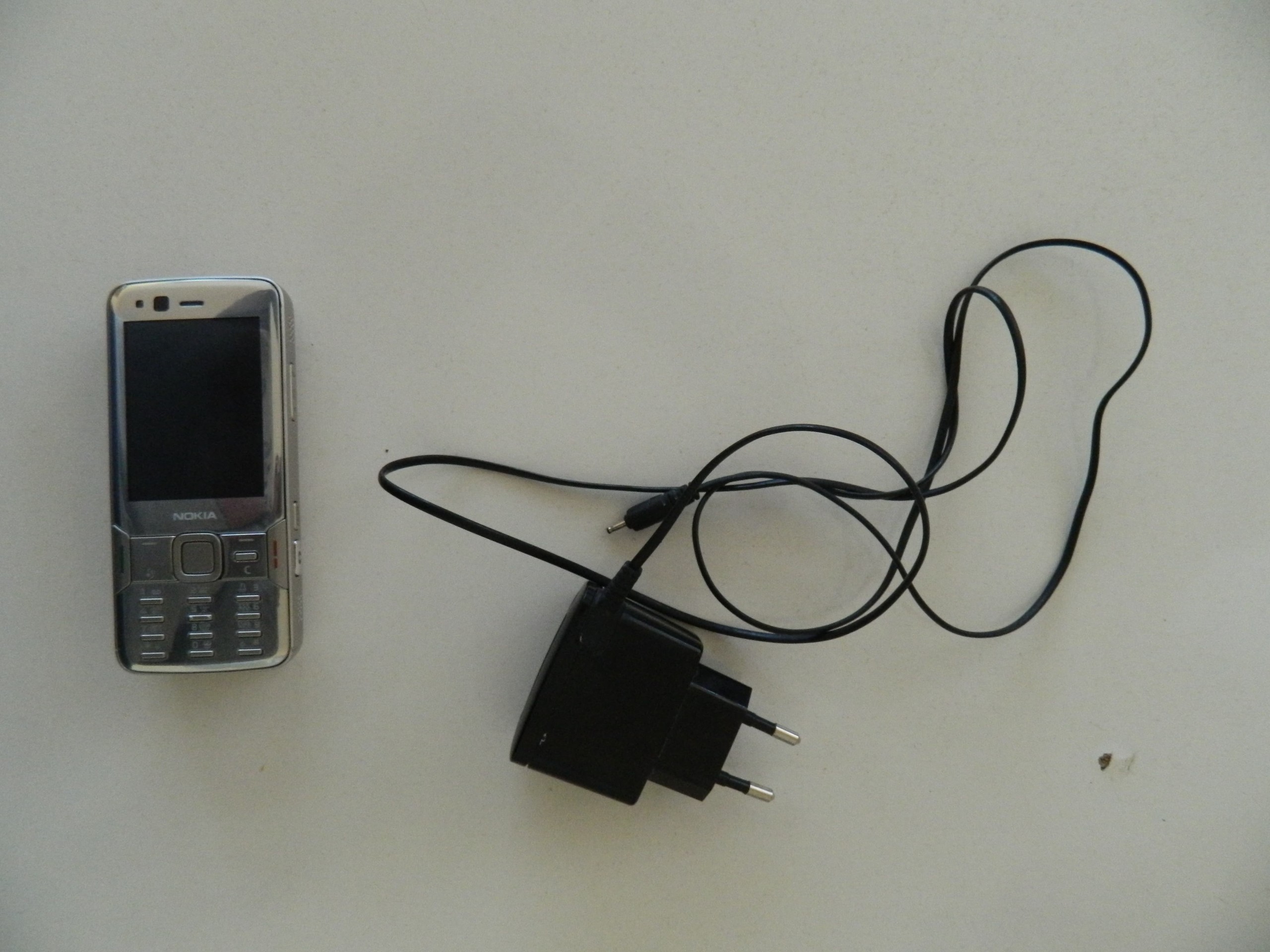 SATILIK TEMİZ EFSANE NOKIA N82