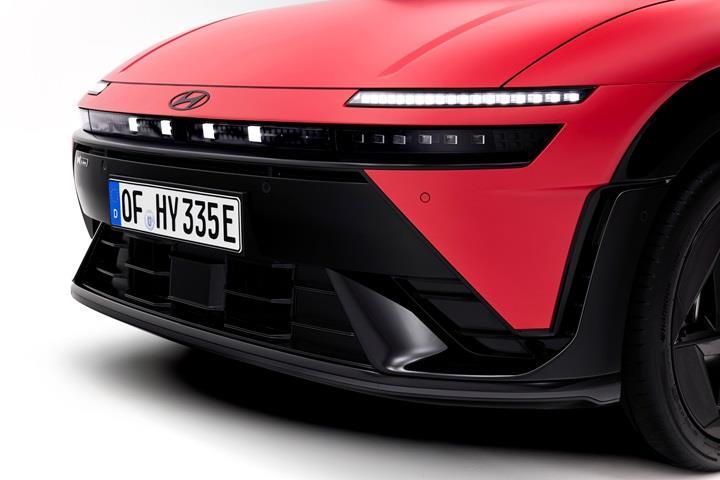 İzmitli Hyundai IONIQ 3 resmen tanıtıldı: 496 km menzil ve 29 dakikada %80 şarj