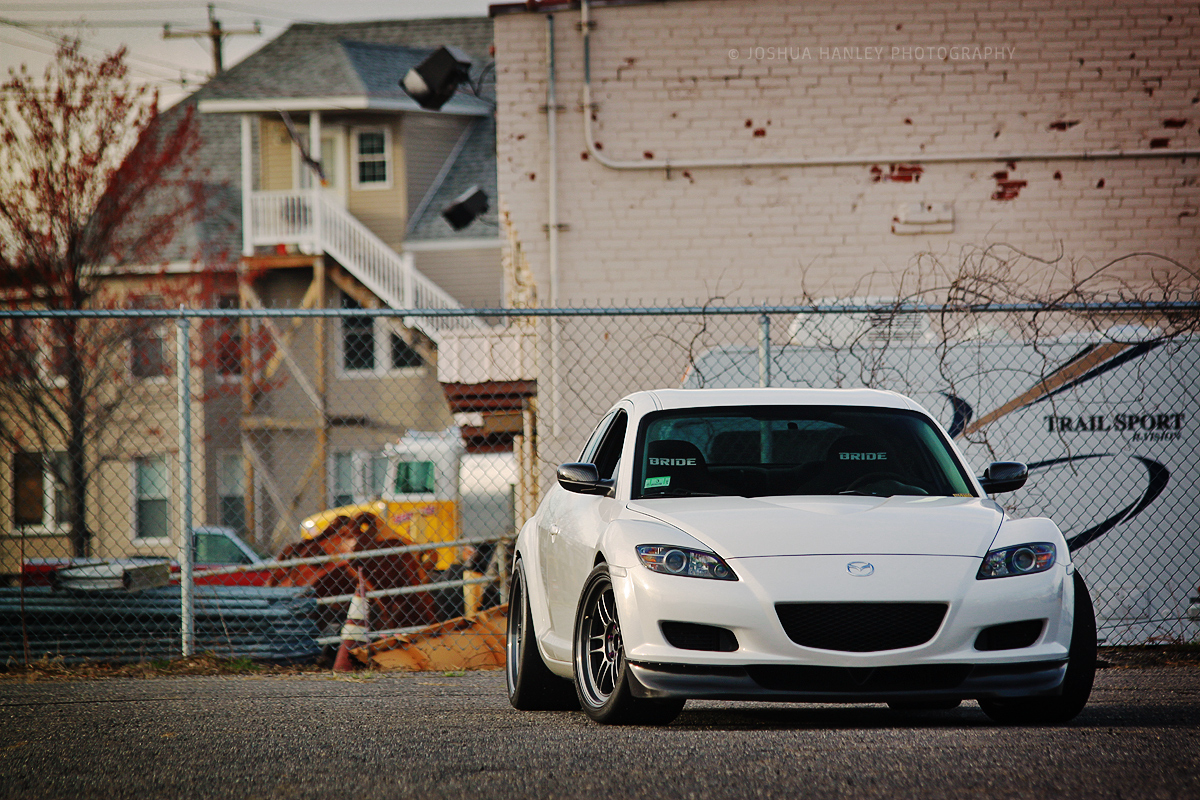  mazda rx8  almayı düşünüyorum..