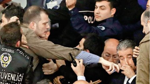  fenerbahçe'den kamuoyuna duyuru [Yine Fransız Edebiyatı İçerir]