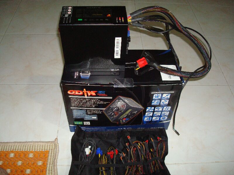  SATILIK GIGABYTE 800 WATT ODIN