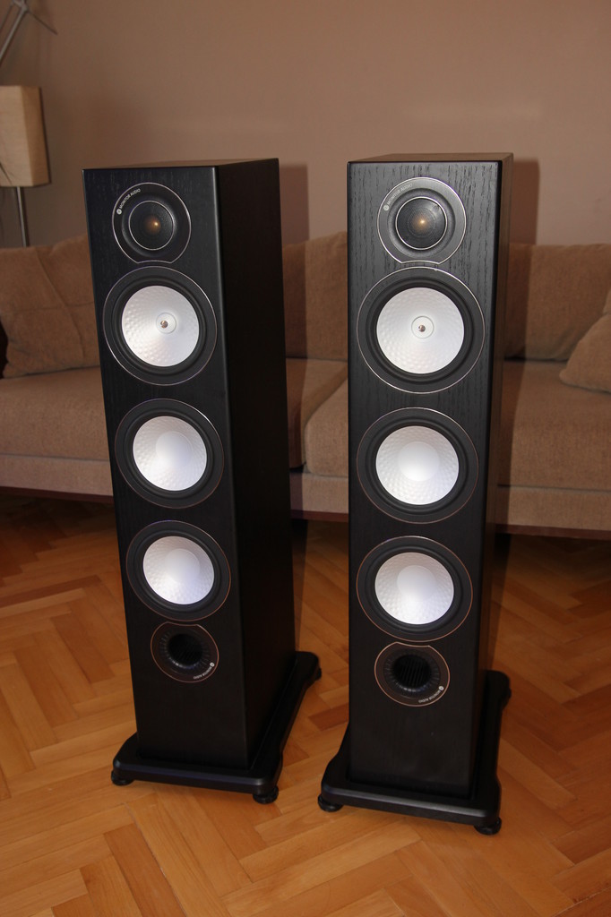  Pioneer A-858 için sizce Hangi Hoparlör ?