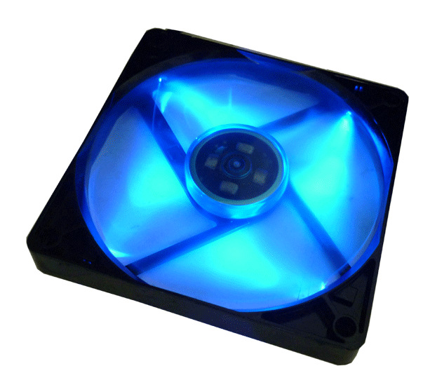 Gelid'den ince profilli iki yeni 120 mm fan: Slim 12 UV Blue ve Slim 12 PL Blue