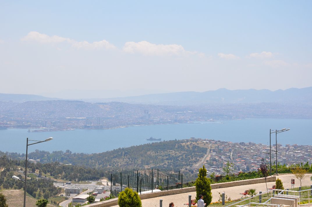  İzmir'e aşığım. Arşivimizde olması gereken resimler.