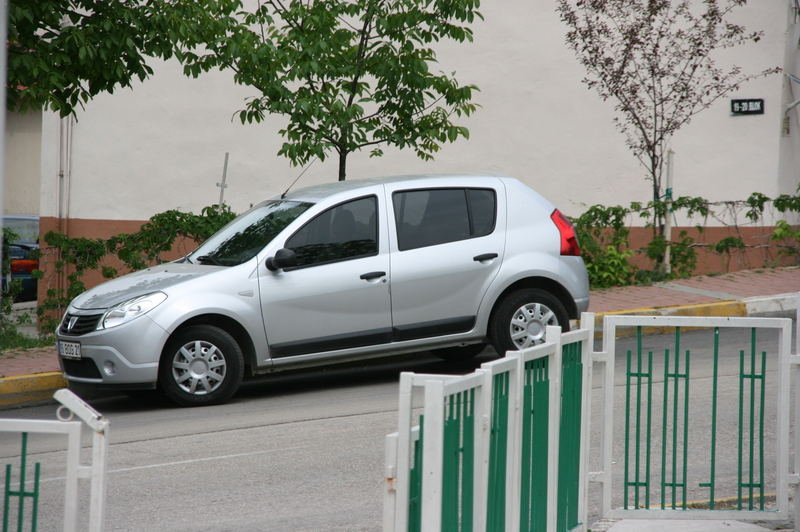  Dacia Sandero ve sandero stepway serisi araclarin bilgi paylasim sayfasi