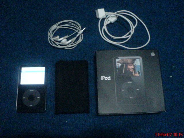  IPOD VIDEO, 30 GB, temiz, RESIMLI. SATILDI