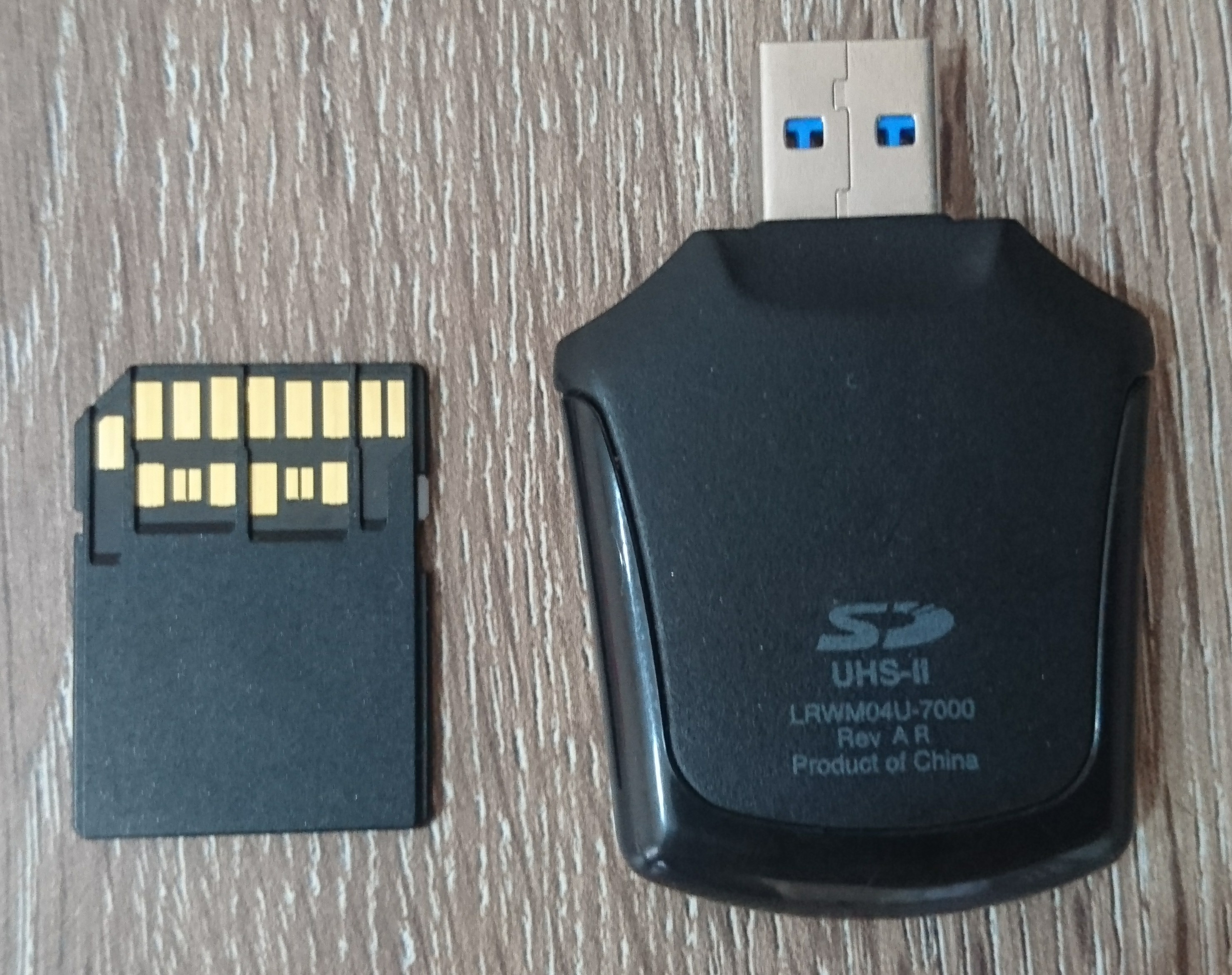 SATILIK LEXAR 2000X 64 GB 300 MB OKUMA HIZI PROFESYONEL SD KART