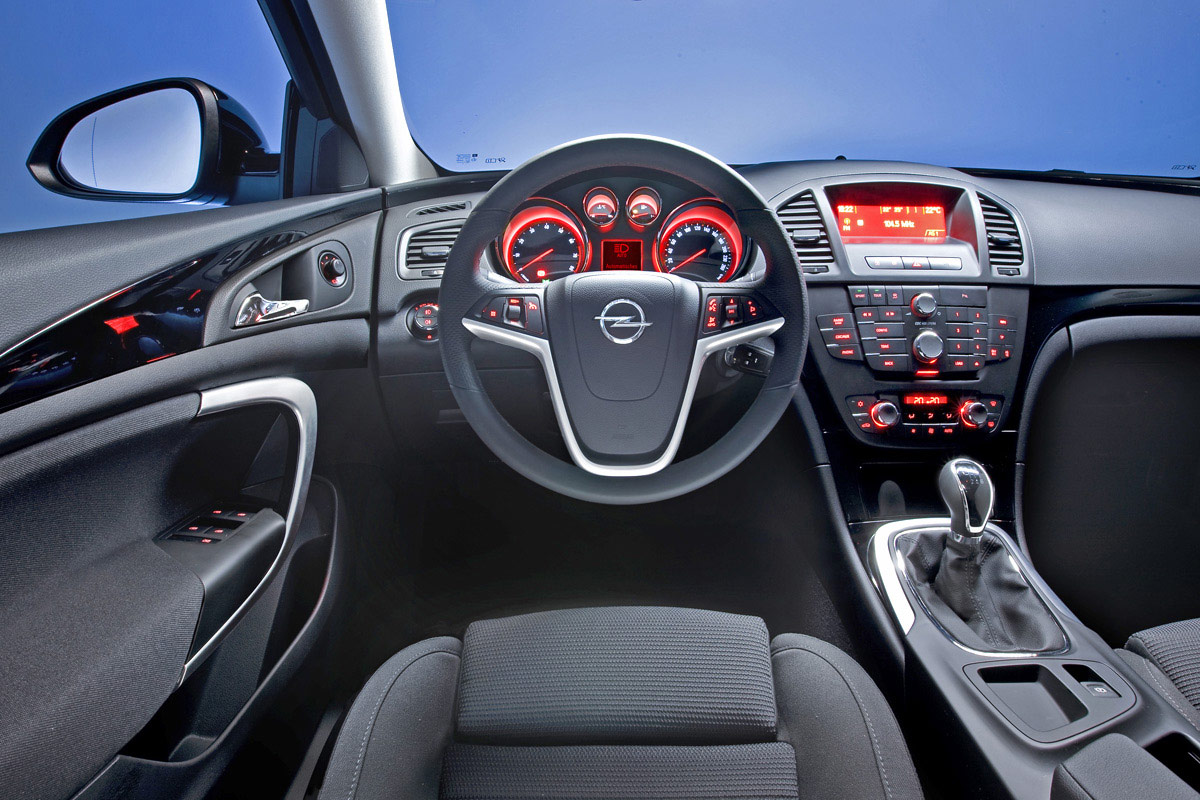  Opel İnsignia - Citroen C5 - Toyota Avensis Karşılaştıralım