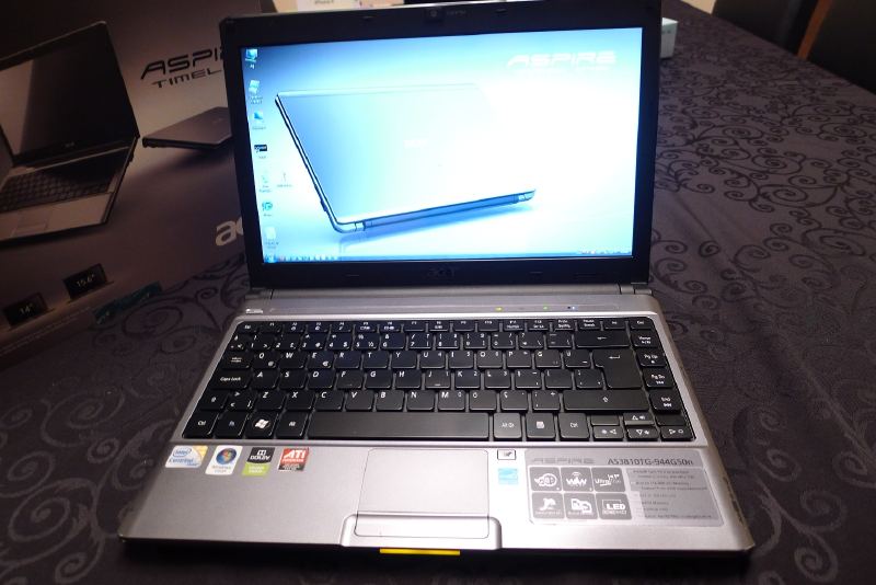  Satılık Acer 3810 TG Timeline - Core2Duo 13.3' 1,6 kg 8 saatlik batarya - 700 TL!