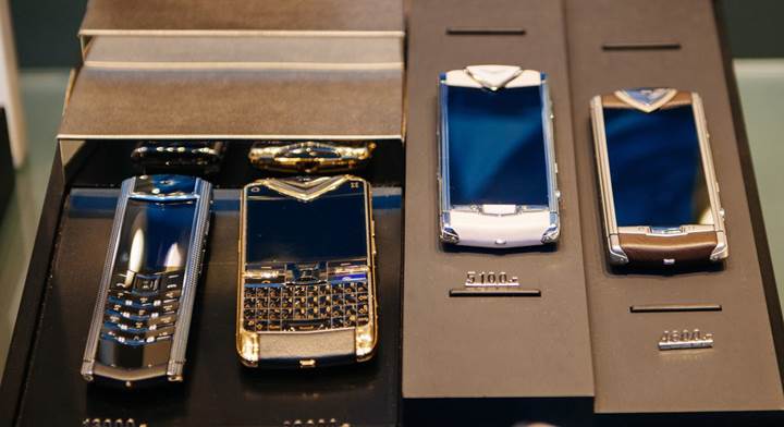 Lüks telefon üreticisi Vertu, İngiltere'deki üretim faaliyetlerini sonlandırıyor