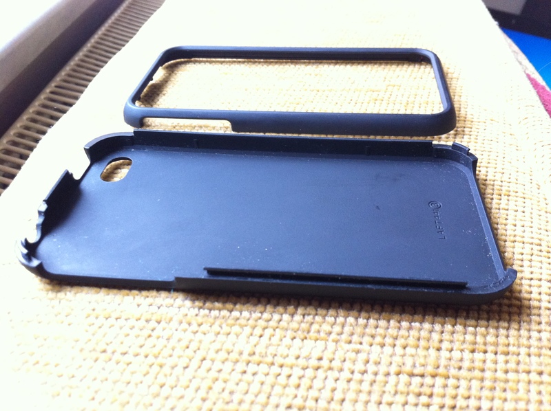  iphone4 aksesuarlarımı satıyorum uygun fiyata(element case ve digerleri...)