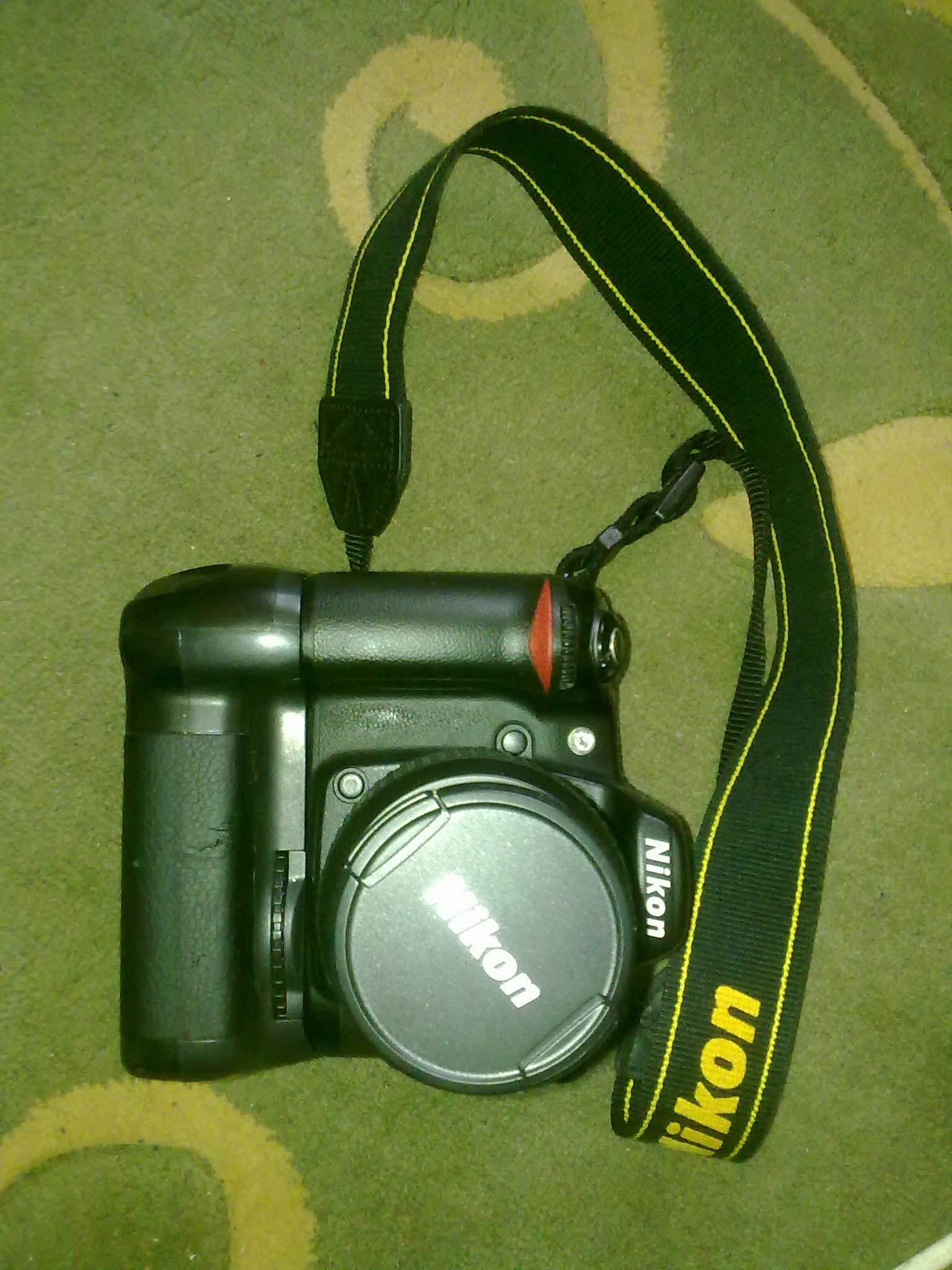  TERTEMİZ NİKON D80+18-55+BATTERY GRIP+FOTOĞRAFLI FİYAT DÜŞTÜÜ