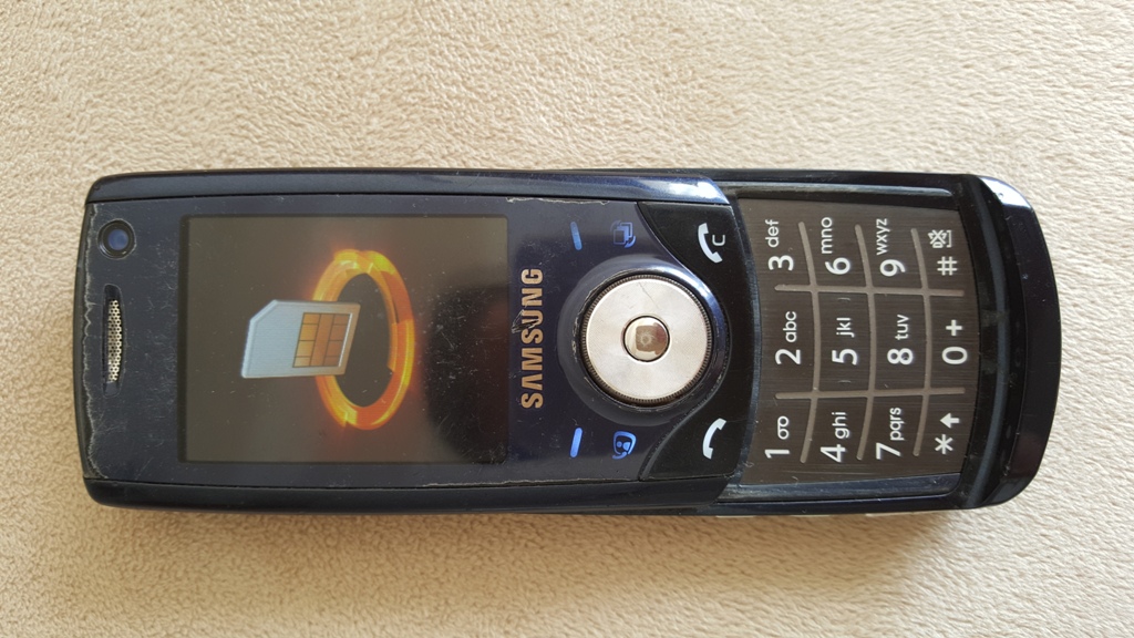  Samsung SGH-U700