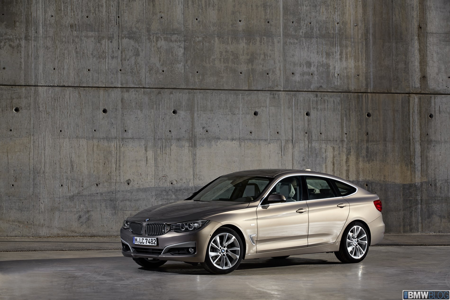  YENİ BMW 3 SERİSİ GT TANITILDI