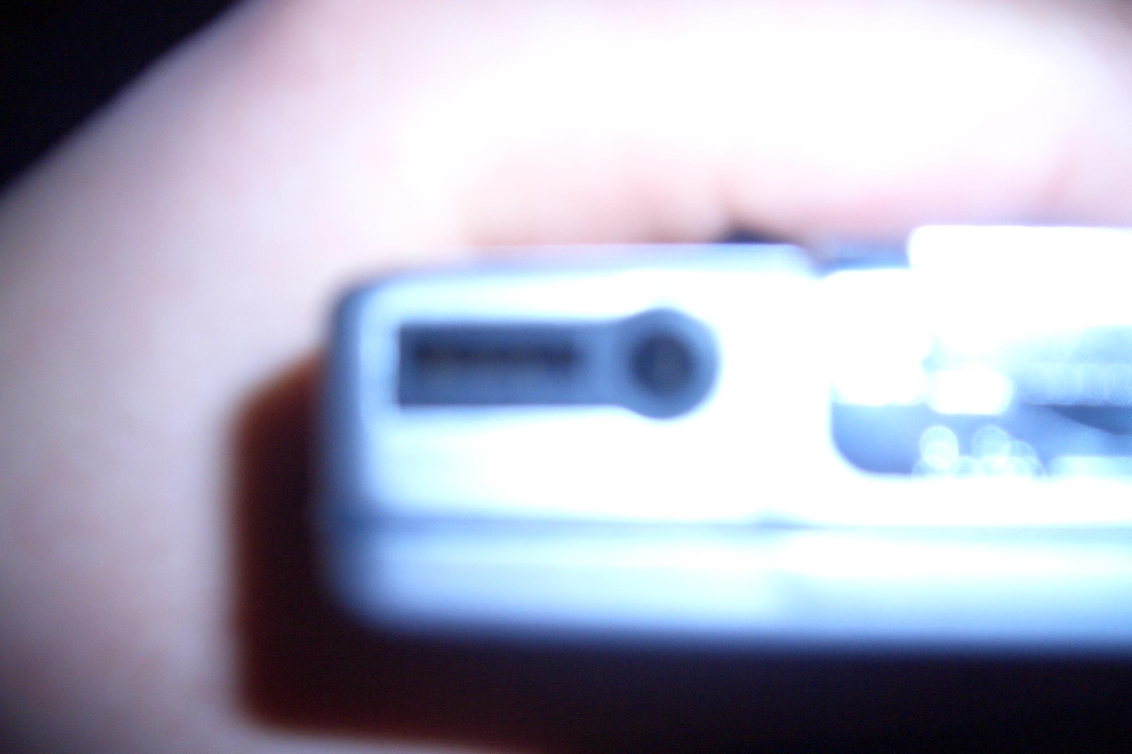  sony walkman için kulaklık kumandası nereden bulurum??