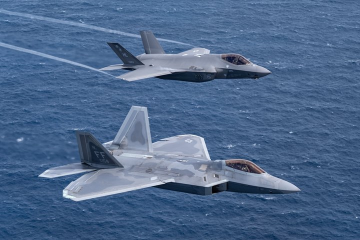 Çin, yeni radar teknolojisi ile F-22 gibi hayalet uçakları tespit edecek
