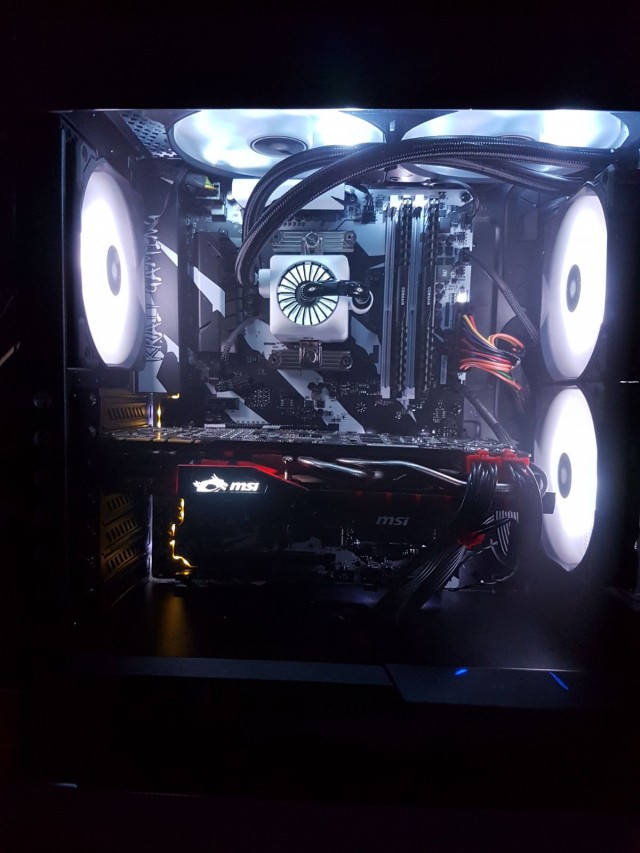 Satılık AMD RYZEN 1700 Ve MSI X370 KRAIT GAMING