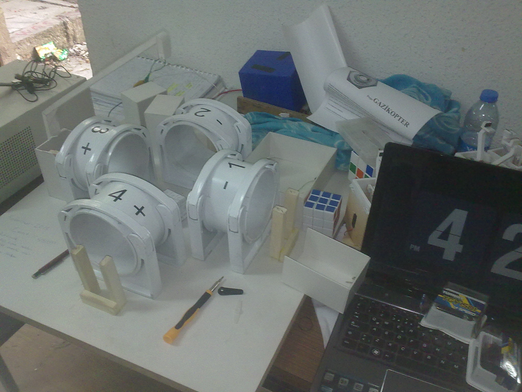  Rubikmatik (Rubik(zeka) küpün renklerini algılayıp çözebilen robot) projesi