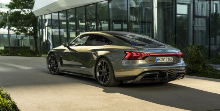 Audi, 2025 RS GT e-tron ile şimdiye kadarki en güçlü elektrikli modelini tanıttı
