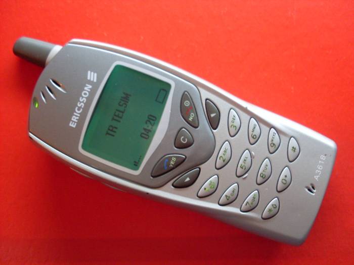  Ericsson A3618 (neredeyse sıfır gibi)