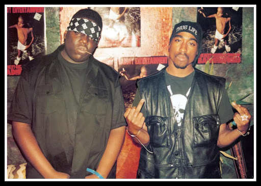  2pac'ın hala geri gelmesini bekliyorum 7.7.2014 bekliyorum