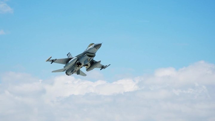 ASELSAN AESA radarı F-16 Özgür ile ilk uçuşunu yaptı