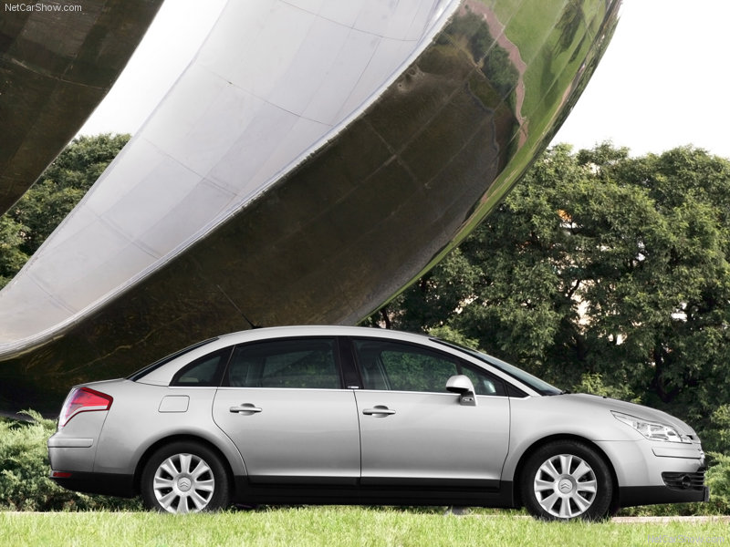  Citroén C4 sedan