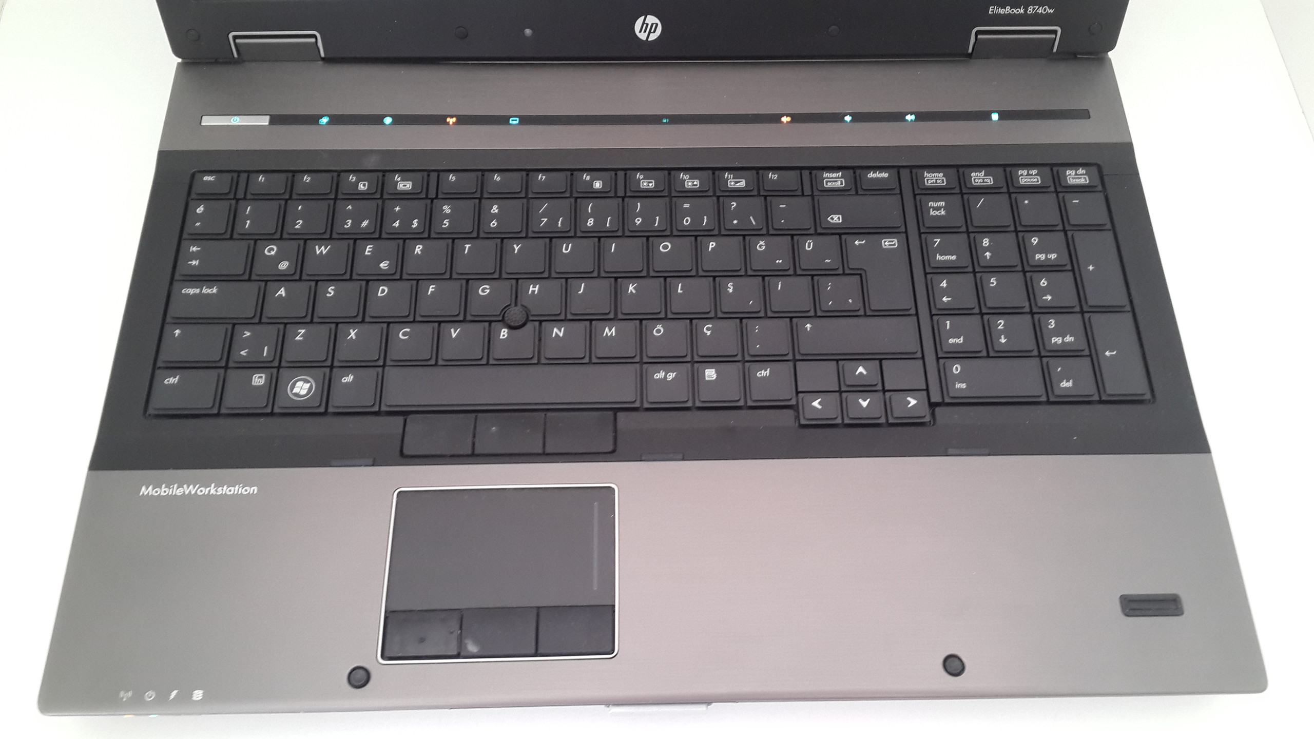 Hp EliteBook Workstation 8560w İ7 Quadro 1000m E.kart 32 GB Ram