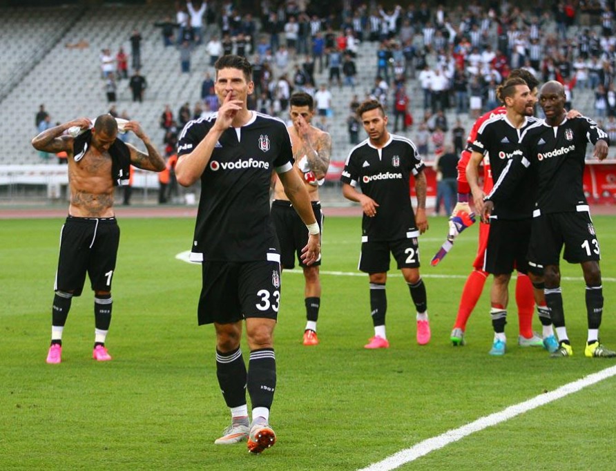  Mario Gomez: Beşiktaş Bayern Münih gibi
