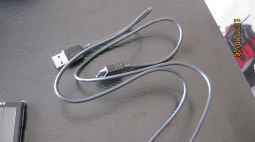  Satılık | Sony NWZ-E444/B 8GB Siyah Media Player