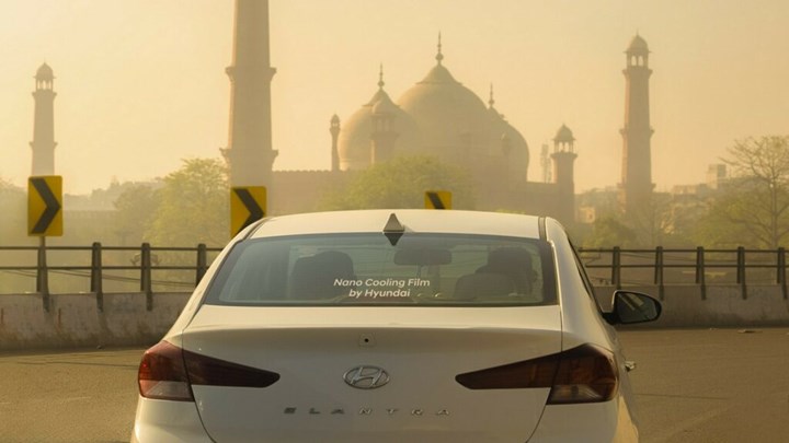 Hyundai'nin yeni cam filmi, araç içi sıcaklığı 22 dereceye kadar düşürüyor!