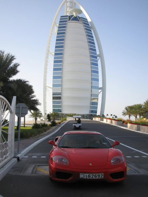  :::DuBai'den Otomobil Manzaraları!!!