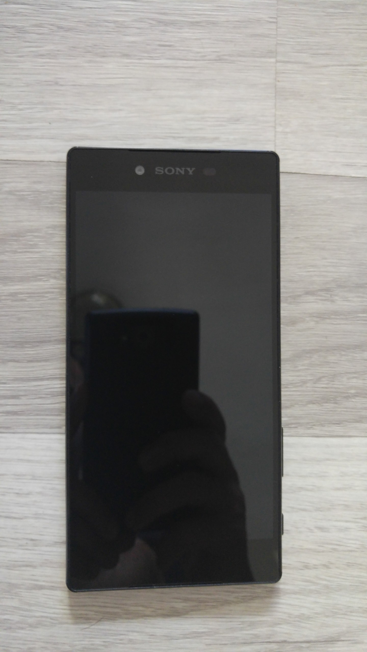  [SATILDI] Z5 Premium Black 5 Aylık Çiziksiz Sony garantili, Sorunsuz, Full Kutu