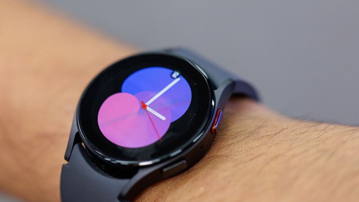 Samsung, iki saatine daha One UI 6 Watch güncellemesini verdi