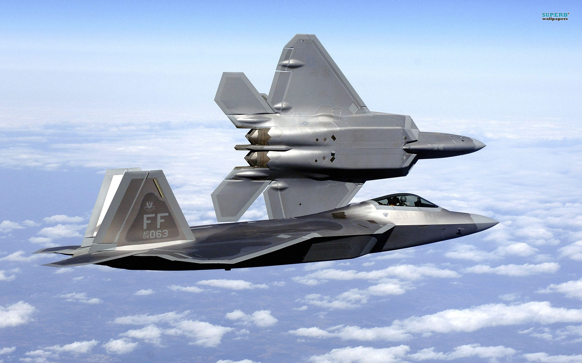  F22 ye rakip olan Ucak yok mu