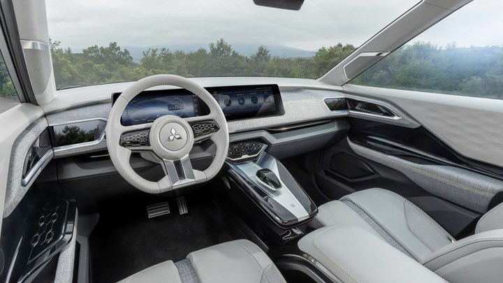 Mitsubishi, yeni kompakt SUV konsepti XFC'yi tanıttı: İşte tasarımı