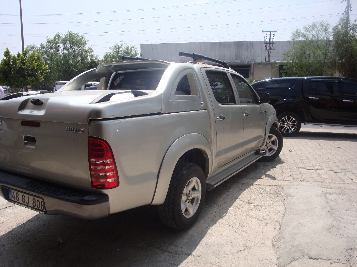  Toyota Hilux DC AB Comfort Çift Kabin 2006 model 26.800 ytl alınırmı