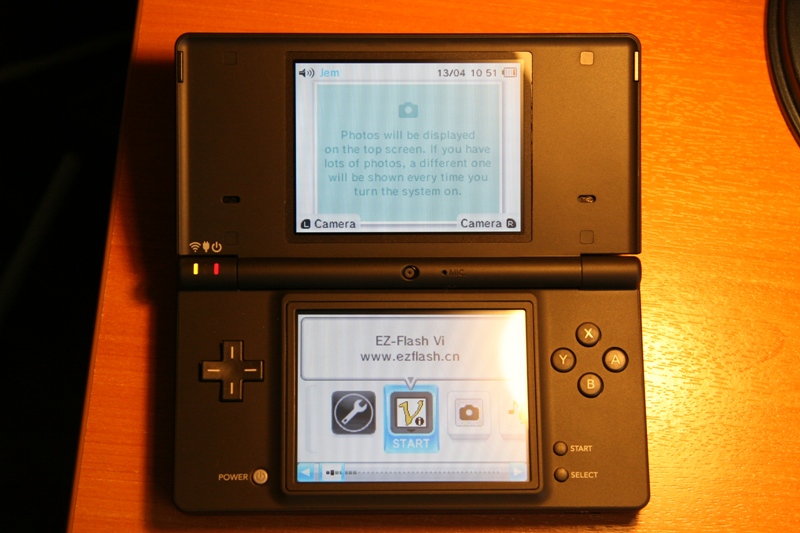  Nintendo DSi İlk İnceleme ve Fotoğraflar!