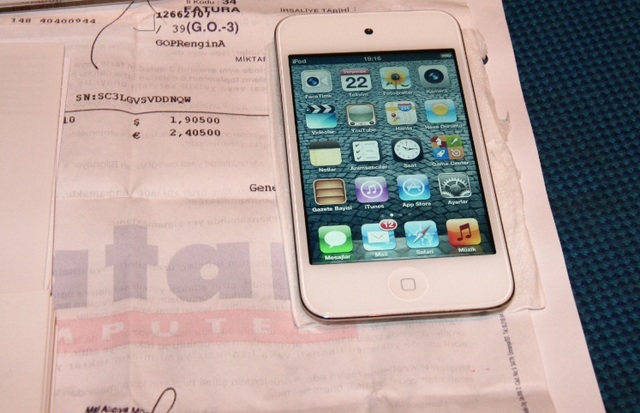  IPOD TOUCH 4G BEYAZ SATILDI