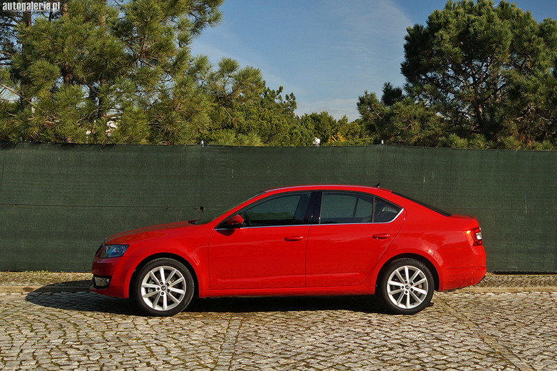  YENİ SKODA OCTAVIA ANA KONU