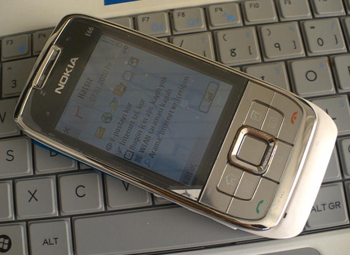 Nokia e65 1