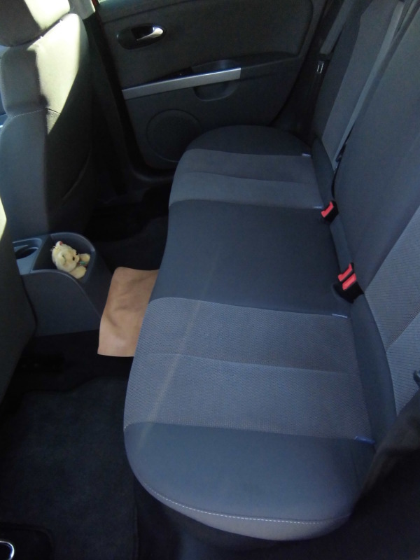  İlk Sahibinden 2010 SEAT LEON 1,6 STYLANCE 32.000 Km'de KIRMIZI